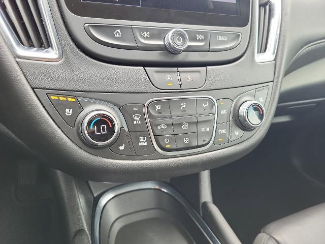 Photo of 2024 Summit White Chevrolet Malibu