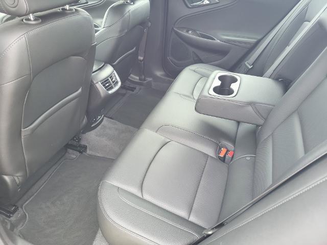 Photo of 2024 Summit White Chevrolet Malibu