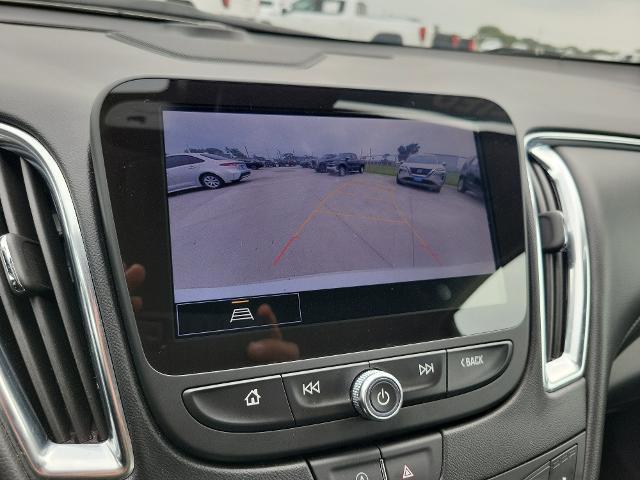 Photo of 2024 Summit White Chevrolet Malibu