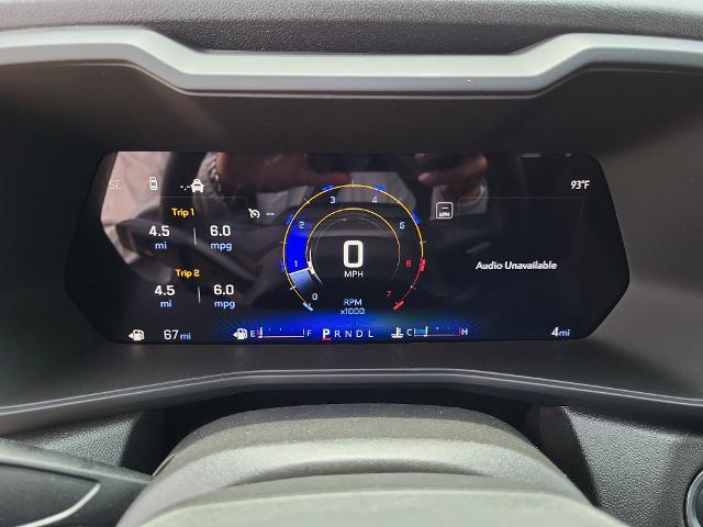 Photo of 2025 Summit White Chevrolet Colorado