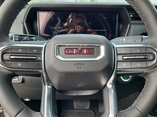 Photo of 2025 Metallic GMC Terrain