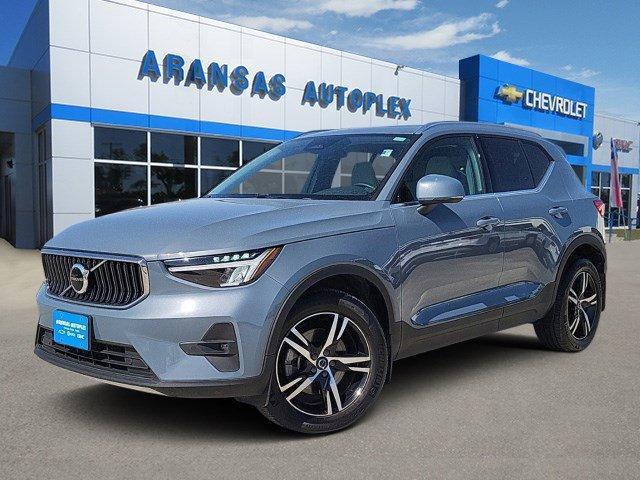 2023 Volvo XC40