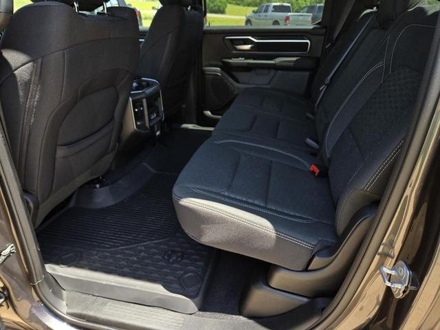 Photo of 2025 Granite Crystal Clearcoat Metallic RAM 1500