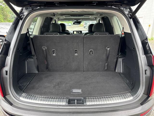 Photo of 2020 Ebony Black Kia Telluride