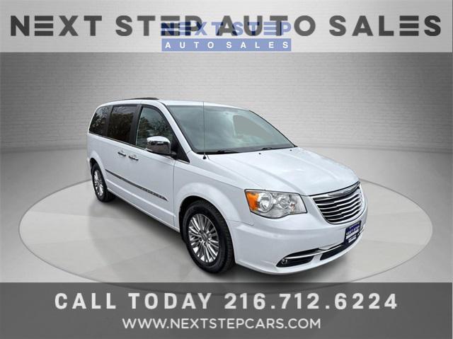 2015 Chrysler Town & Country