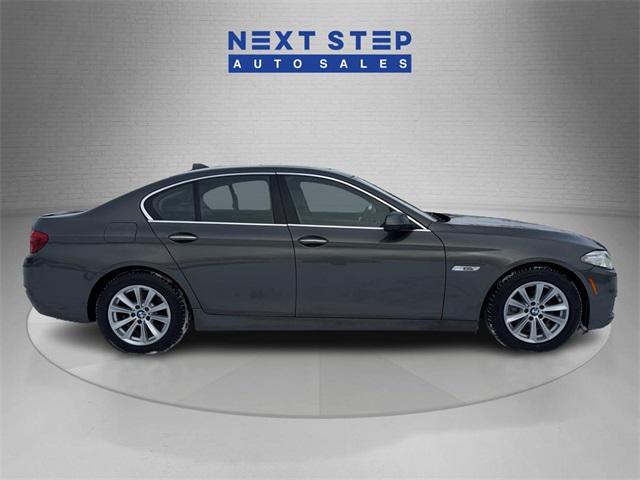 Photo of 2015 Gray Metallic BMW 528