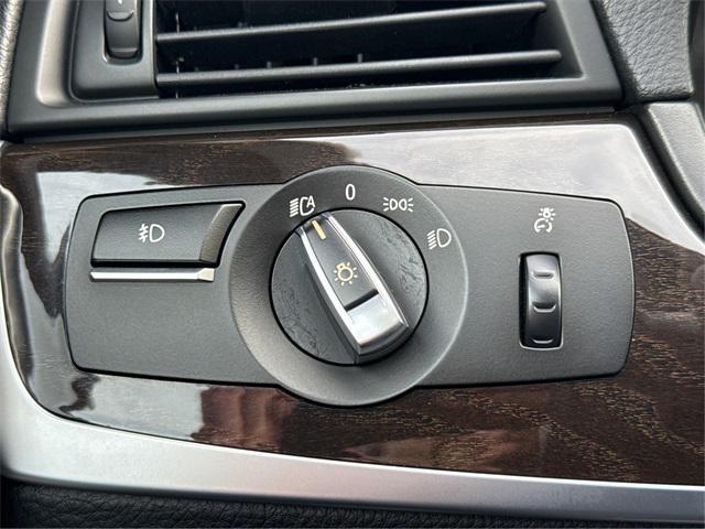 Photo of 2015 Gray Metallic BMW 528