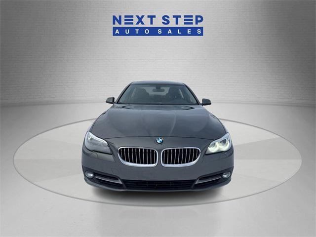 Photo of 2015 Gray Metallic BMW 528