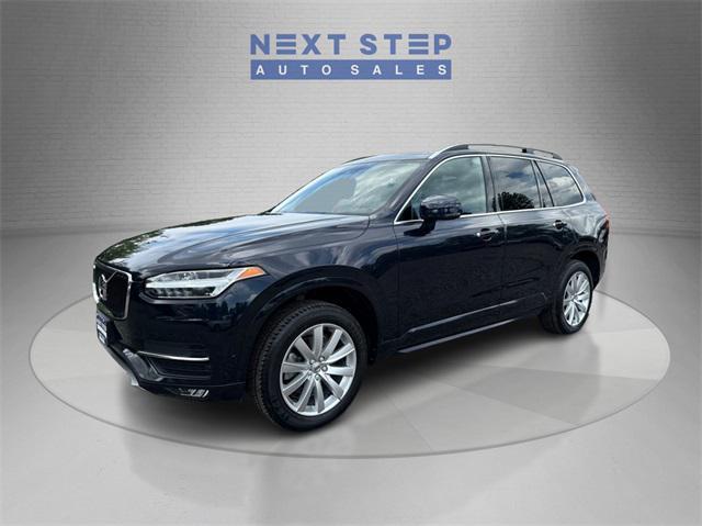 Photo of 2017 Magic Blue Metallic Volvo XC90