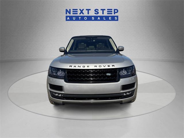Photo of 2015 Luxor Metallic Land Rover Range Rover