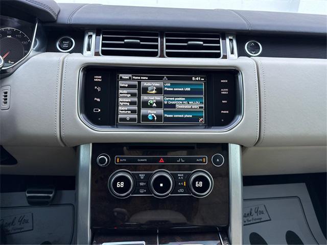 Photo of 2015 Luxor Metallic Land Rover Range Rover