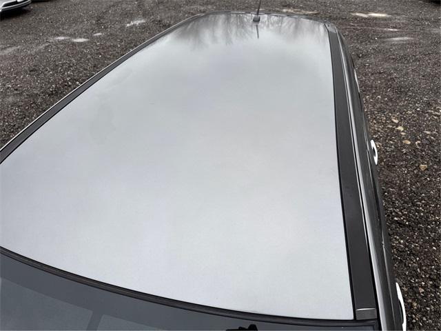 Photo of 2015 Gun Metallic Nissan Rogue