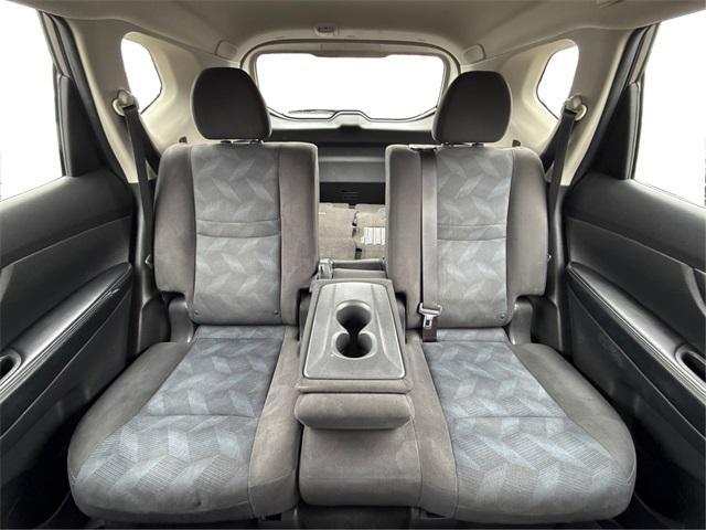 Photo of 2015 Gun Metallic Nissan Rogue