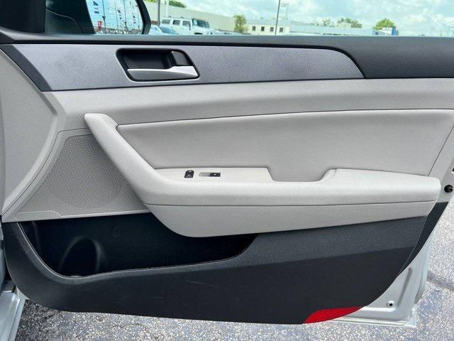 Photo of 2018 Symphony Silver Hyundai SONATA