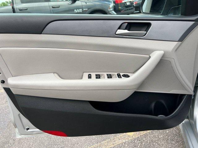 Photo of 2018 Symphony Silver Hyundai SONATA