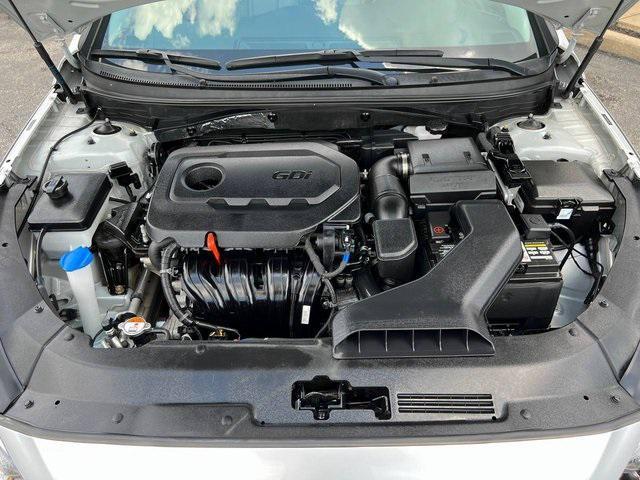Photo of 2018 Symphony Silver Hyundai SONATA