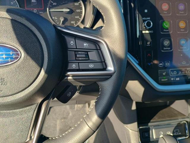Photo of 2025 Crystal White Pearl Subaru Ascent