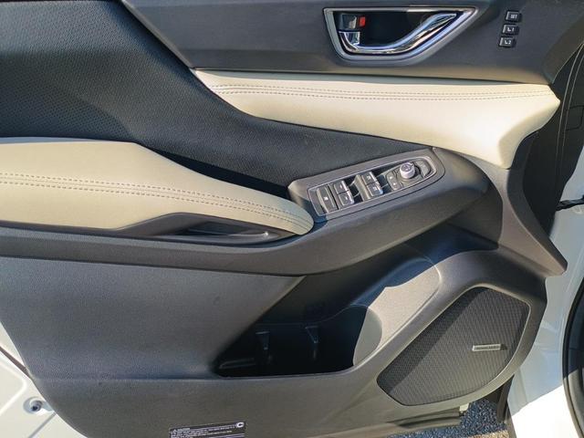 Photo of 2025 Crystal White Pearl Subaru Ascent