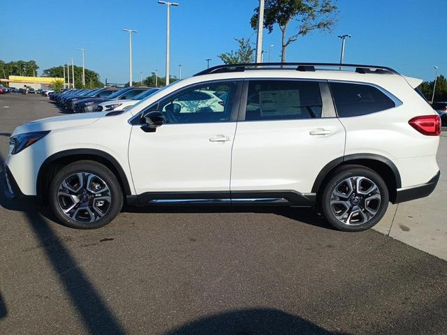 Photo of 2025 Crystal White Pearl Subaru Ascent