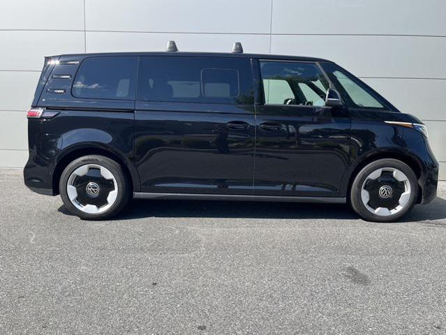 Photo of 2025 Deep Black Volkswagen ID. Buzz
