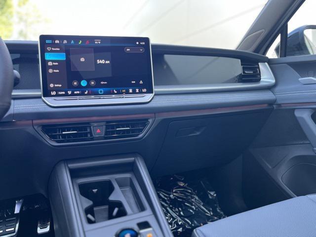 Photo of 2025 Platinum Gray Metallic Volkswagen Tiguan