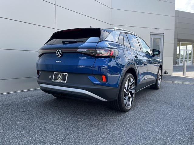 Photo of 2025 Blue Volkswagen ID.4