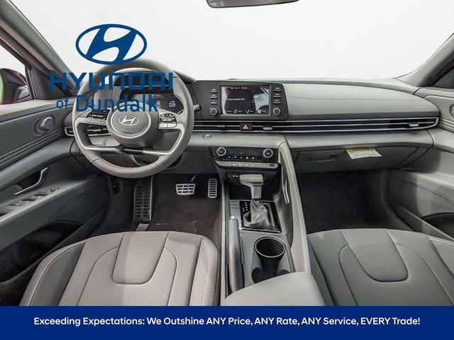 Photo of 2025 Ultimate Red Hyundai ELANTRA