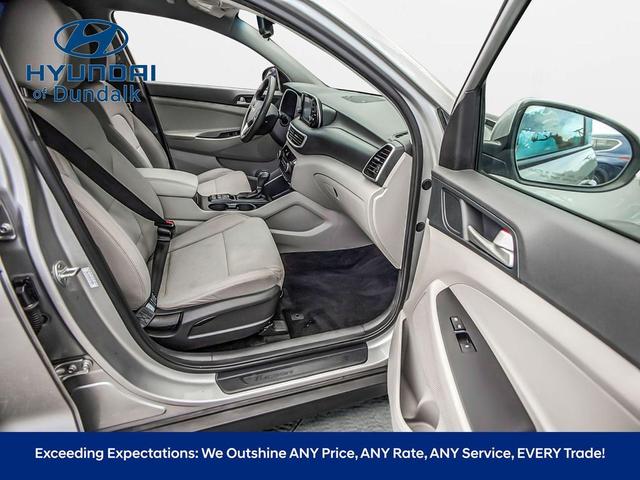 Photo of 2021 Stellar Silver Hyundai TUCSON