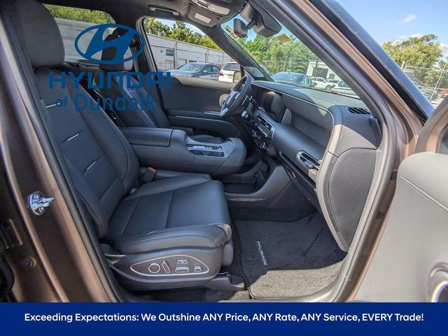 Photo of 2026 Earthy Brass Matte Hyundai PALISADE
