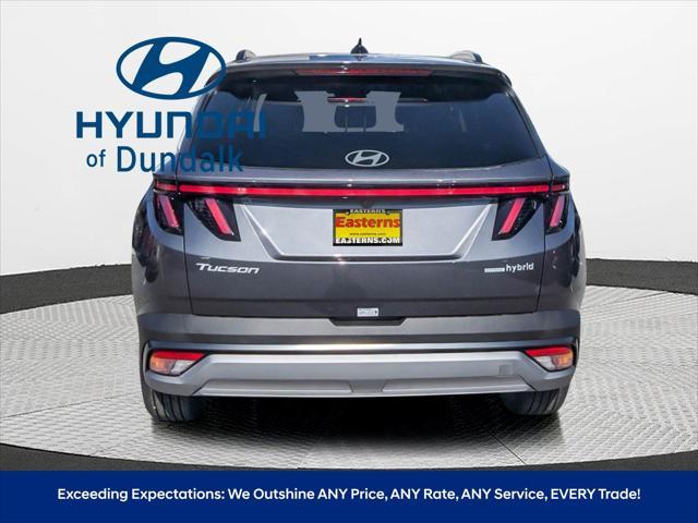 Photo of 2025 Titan Gray Hyundai TUCSON Hybrid