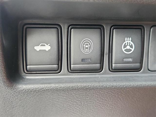 Photo of 2023 Super Black Nissan Maxima
