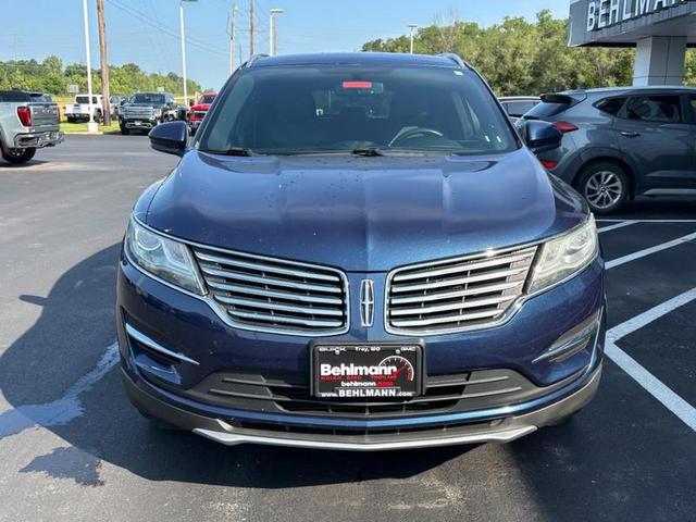 Photo of 2016 Midnight Sapphire Metallic Lincoln MKC