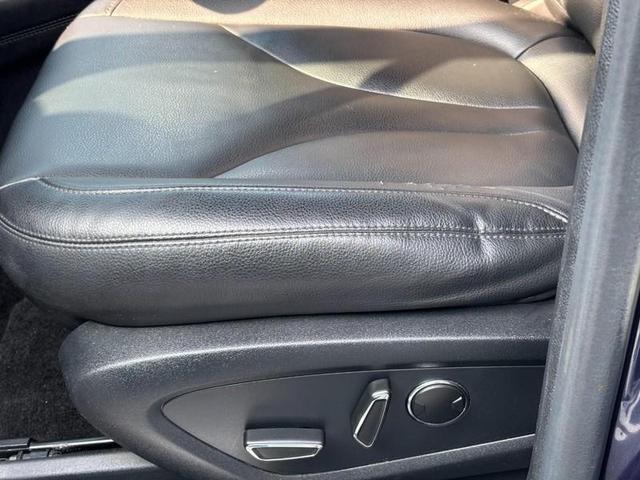 Photo of 2016 Midnight Sapphire Metallic Lincoln MKC