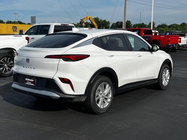 Photo of 2025 Summit White Buick Envista