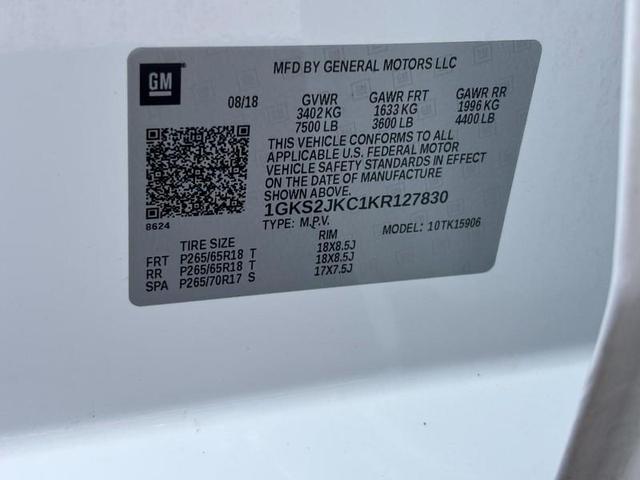 Photo of 2019 Summit White GMC Yukon XL