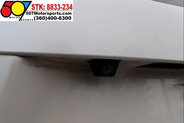 Photo of 2011 Satin White Pearl Subaru Forester