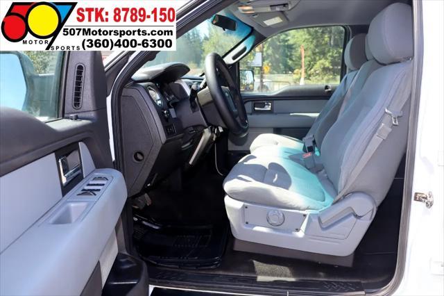 Photo of 2014 Oxford White Ford F-150