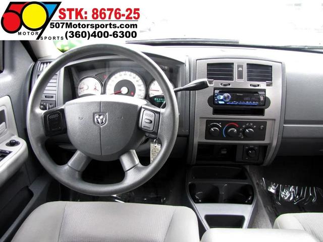 Photo of 2006 Blue Dodge Dakota