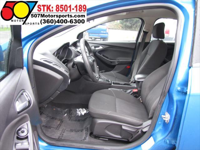 Photo of 2015 Blue Ford Focus
