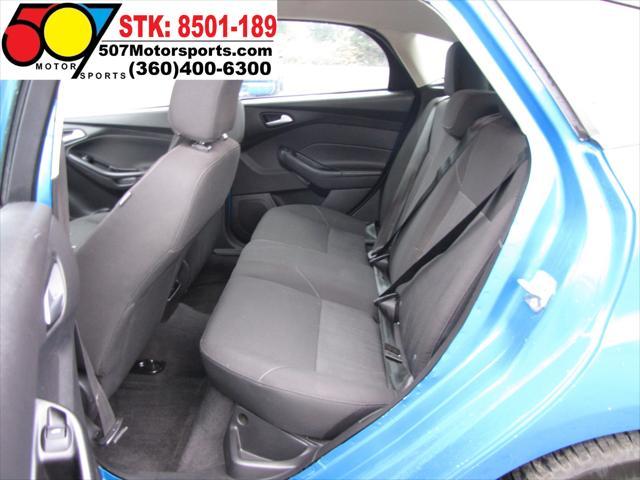 Photo of 2015 Blue Ford Focus