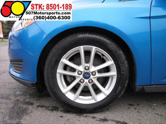 Photo of 2015 Blue Ford Focus