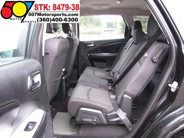 Photo of 2013 Brilliant Black Crystal Pearlcoat Dodge Journey