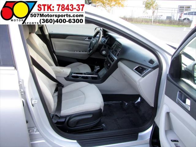 Photo of 2015 Symphony Silver Hyundai SONATA