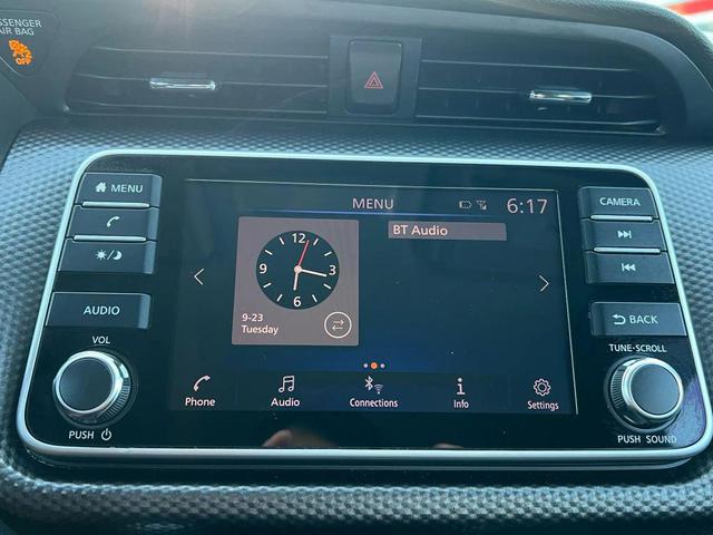 Photo of 2018 Super Black Nissan Kicks