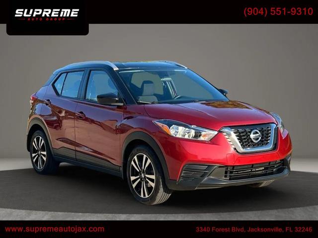Photo of 2018 Super Black Nissan Kicks