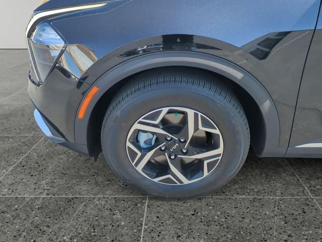 Photo of 2023 Fusion Black Kia Sportage
