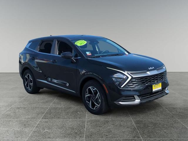 Photo of 2023 Fusion Black Kia Sportage