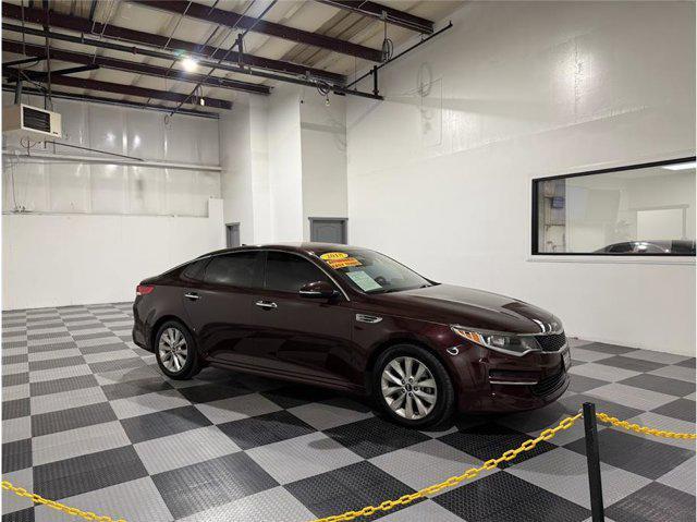 Photo of 2018 Sangria Kia Optima