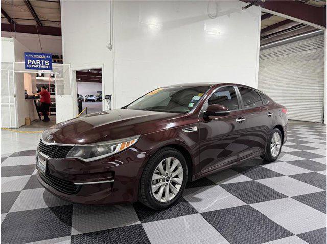 Photo of 2018 Sangria Kia Optima