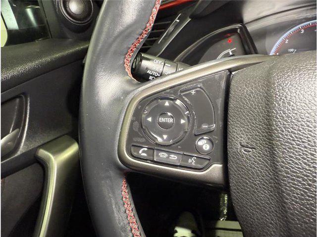 Photo of 2020 Crystal Black Pearl Honda Civic Si